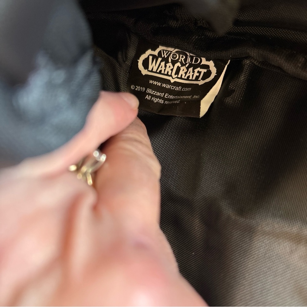 Blizzcon 2019 World of Warcraft Alliance Gamer Utility Backpack Blizzard EUC - Picture 6 of 7